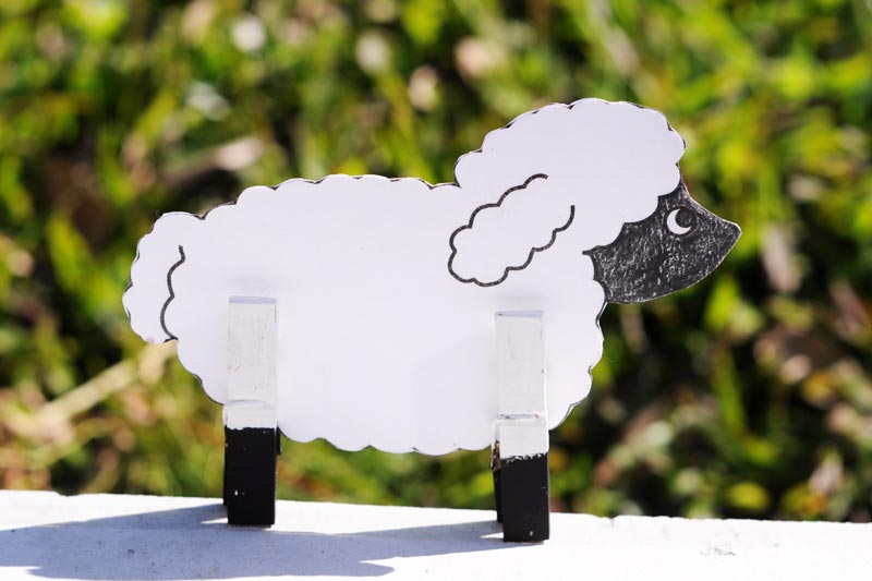 Clothespin Farm Animals | Kids' Crafts | Fun Craft Ideas | FirstPalette.com