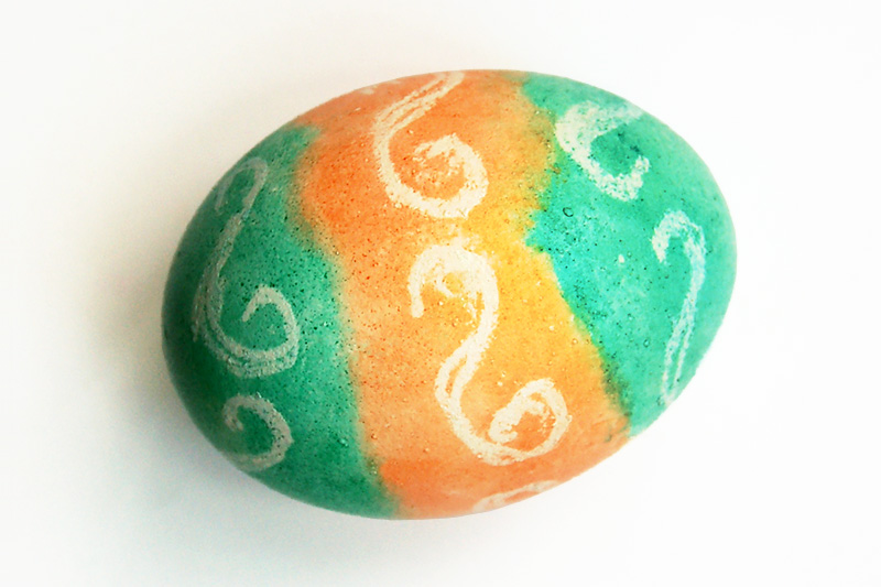 How To Dye Easter Eggs With Crayons & Have Fun with It - Playtivities