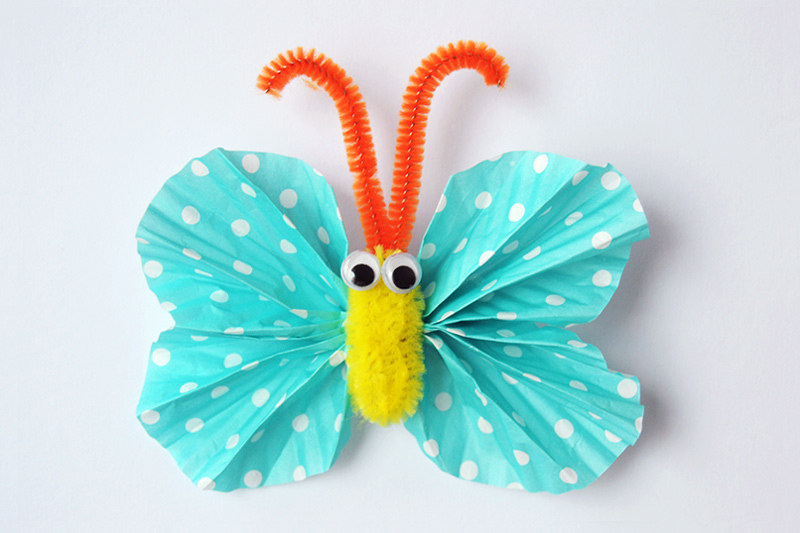 Cupcake Liner Butterfly with Fuzzy Body
