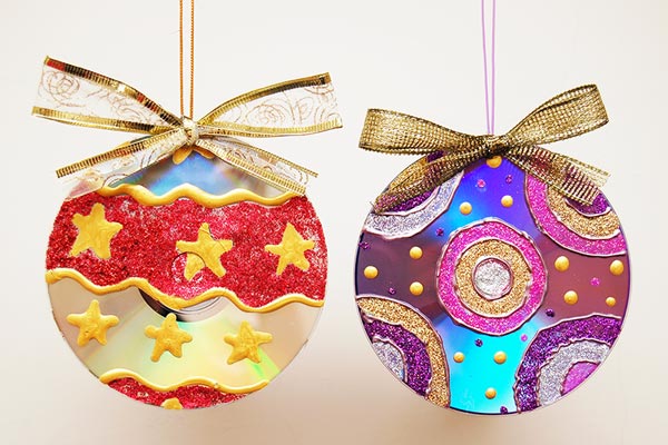 CD Christmas Tree Ornament craft