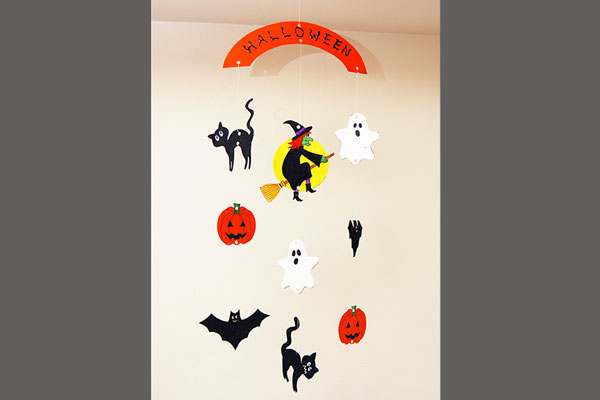 Halloween Mobile craft