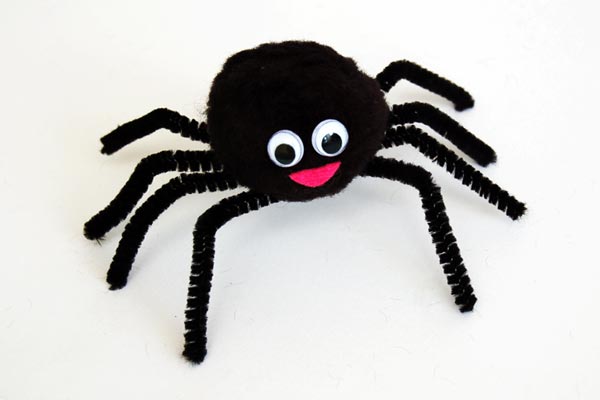 Pom-pom Spider craft