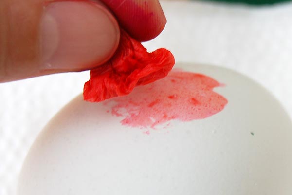 Method 2: Step 5 Crepe Paper Stained Eggs