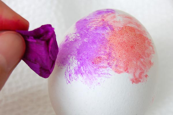 Method 2: Step 6 Crepe Paper Stained Eggs