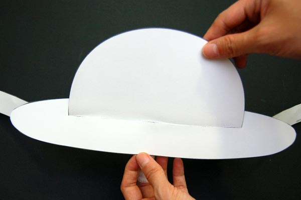 easy way to make a paper hat